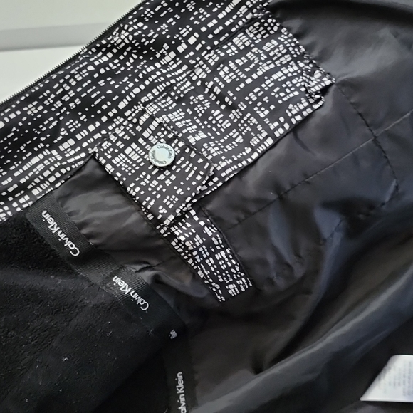 Calvin Klein Down Jacket Size M. - Picture 9 of 13